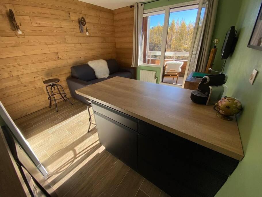 Apartamento Au Pied Des Pistes Avec Parking Entierement Renove Huez Exterior foto