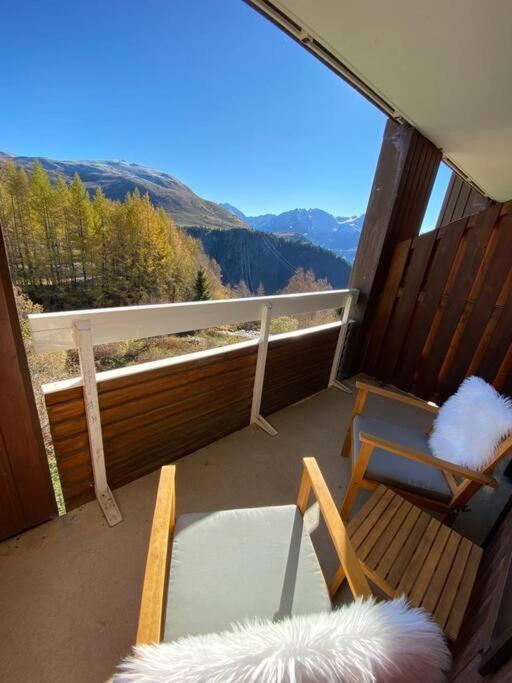 Apartamento Au Pied Des Pistes Avec Parking Entierement Renove Huez Exterior foto